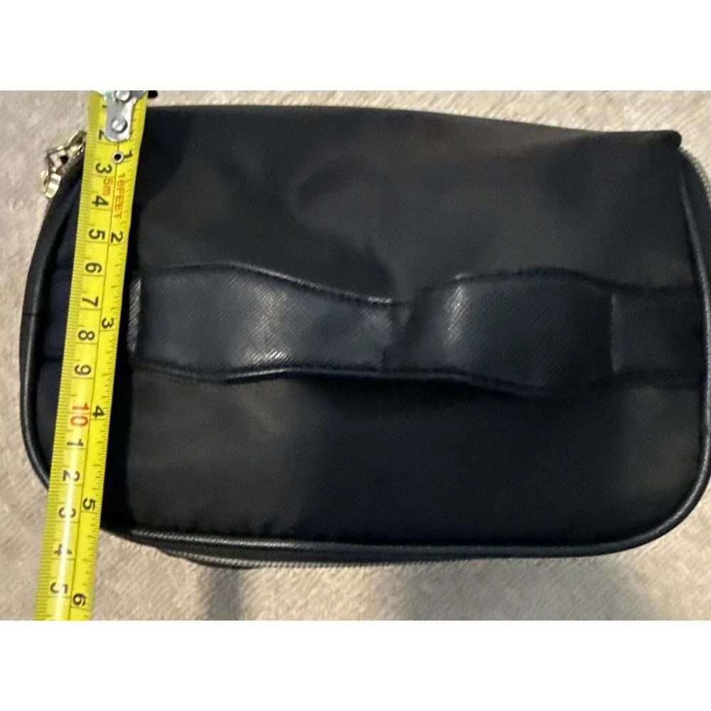 Kestrel Women Black Makeup Bag  Double Zipper - One Size- Brush slots- handle